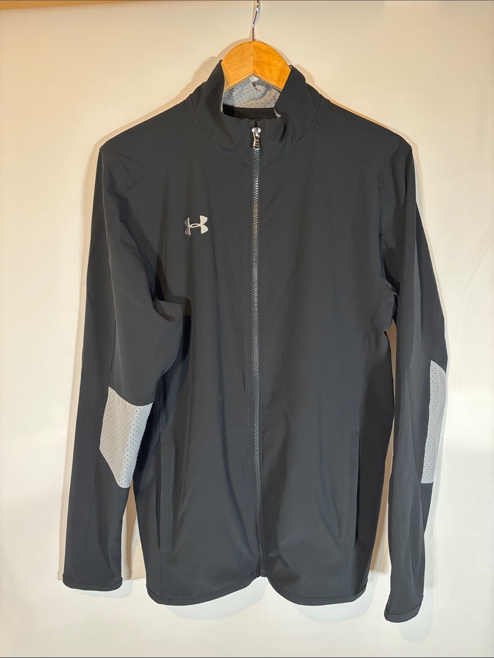 Under Armour Black heat gear Jacket with Light Gray Elbow Panels